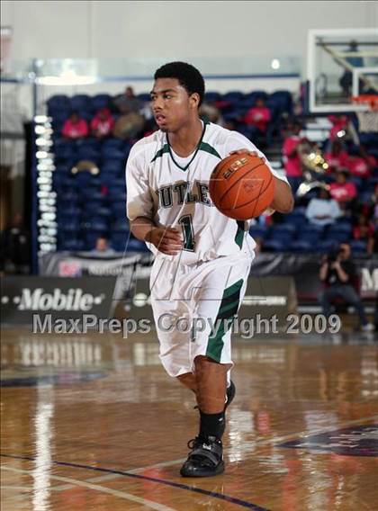 Thumbnail 2 in Winter Park vs Butler (T-Mobile Invitational) photogallery.