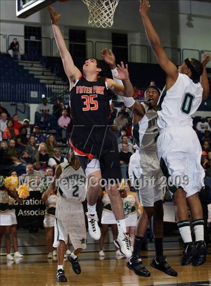 Thumbnail 3 in Winter Park vs Butler (T-Mobile Invitational) photogallery.