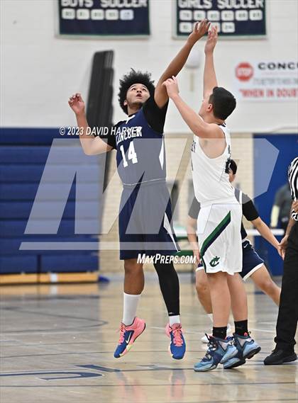 Thumbnail 3 in Lincoln vs Kennedy photogallery.