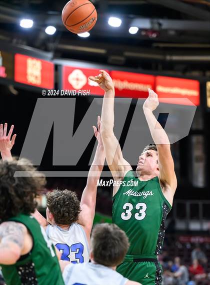 Thumbnail 1 in Timberline vs. Eagle (IHSAA 5A Quarterfinal) photogallery.