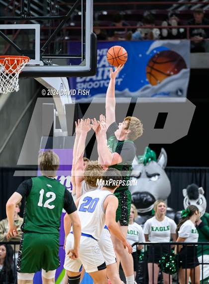 Thumbnail 3 in Timberline vs. Eagle (IHSAA 5A Quarterfinal) photogallery.