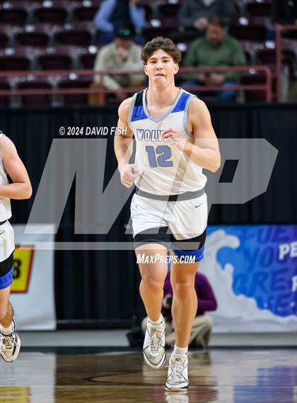 Thumbnail 3 in Timberline vs. Eagle (IHSAA 5A Quarterfinal) photogallery.