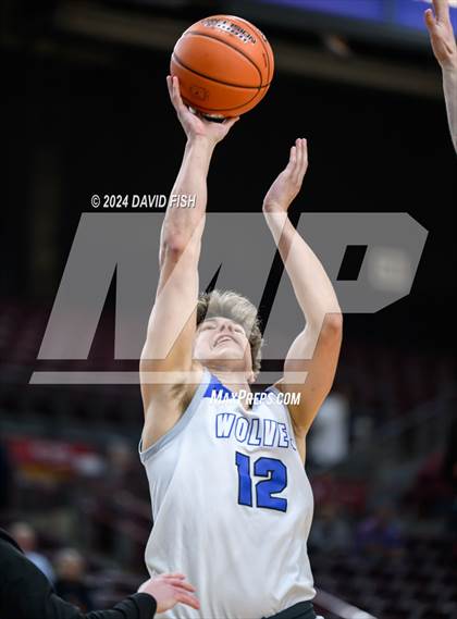 Thumbnail 1 in Timberline vs. Eagle (IHSAA 5A Quarterfinal) photogallery.