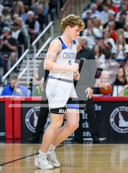 Thumbnail 3 in Timberline vs. Eagle (IHSAA 5A Quarterfinal) photogallery.