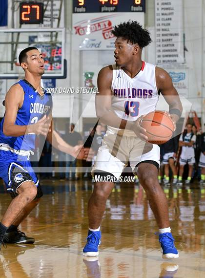 Thumbnail 2 in Capital Christian vs. Folsom (Gridley Invitational) photogallery.
