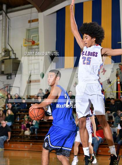 Thumbnail 1 in Capital Christian vs. Folsom (Gridley Invitational) photogallery.