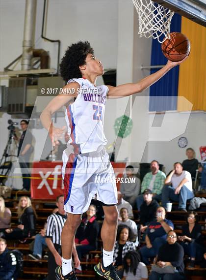 Thumbnail 3 in Capital Christian vs. Folsom (Gridley Invitational) photogallery.