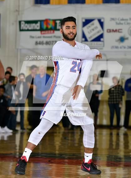Thumbnail 2 in Capital Christian vs. Folsom (Gridley Invitational) photogallery.