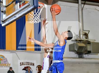 Thumbnail 3 in Capital Christian vs. Folsom (Gridley Invitational) photogallery.
