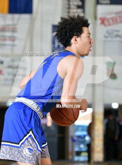 Thumbnail 3 in Capital Christian vs. Folsom (Gridley Invitational) photogallery.