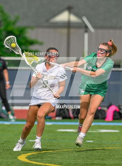 Thumbnail 2 in Blessed Trinity vs. Roswell (GHSA 5A-6A Final) photogallery.
