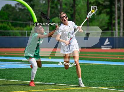 Thumbnail 3 in Blessed Trinity vs. Roswell (GHSA 5A-6A Final) photogallery.