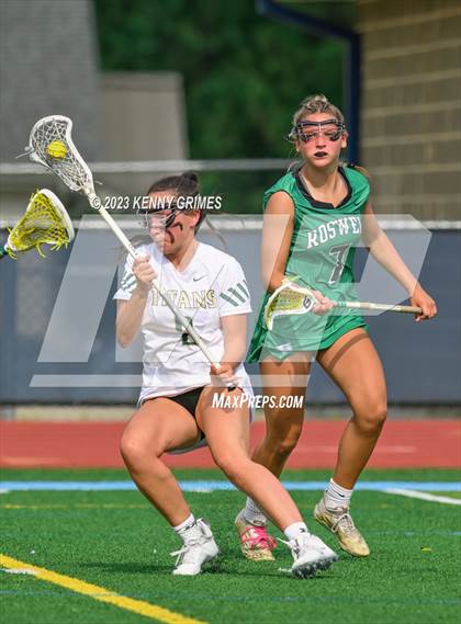 Thumbnail 2 in Blessed Trinity vs. Roswell (GHSA 5A-6A Final) photogallery.