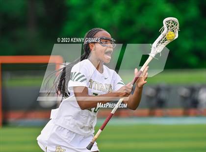 Thumbnail 2 in Blessed Trinity vs. Roswell (GHSA 5A-6A Final) photogallery.