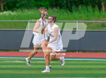 Thumbnail 2 in Blessed Trinity vs. Roswell (GHSA 5A-6A Final) photogallery.