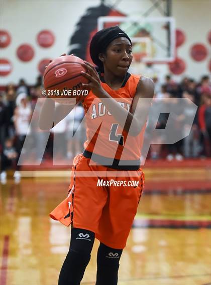 Thumbnail 2 in Austin @ Decatur photogallery.