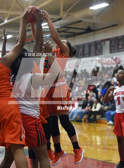 Thumbnail 1 in Austin @ Decatur photogallery.