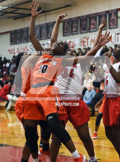 Thumbnail 3 in Austin @ Decatur photogallery.