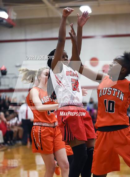 Thumbnail 3 in Austin @ Decatur photogallery.