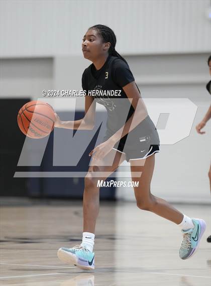 Thumbnail 3 in Jordan vs Shoemaker (Texas Association of Basketball Coaches Showcase) photogallery.