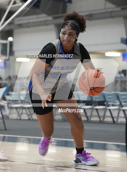 Thumbnail 3 in Jordan vs Shoemaker (Texas Association of Basketball Coaches Showcase) photogallery.