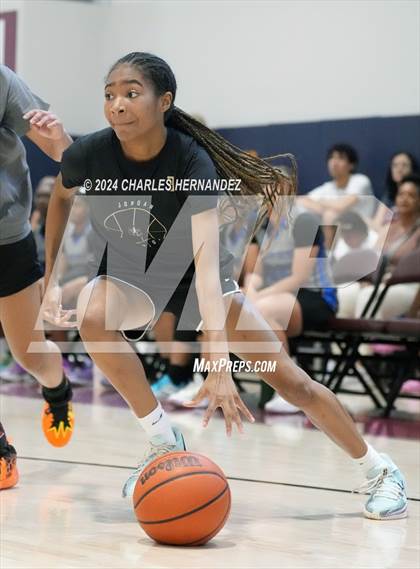 Thumbnail 2 in Jordan vs Shoemaker (Texas Association of Basketball Coaches Showcase) photogallery.