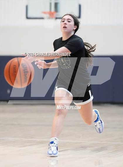 Thumbnail 3 in Jordan vs Shoemaker (Texas Association of Basketball Coaches Showcase) photogallery.