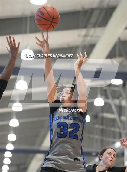 Thumbnail 2 in Jordan vs Shoemaker (Texas Association of Basketball Coaches Showcase) photogallery.
