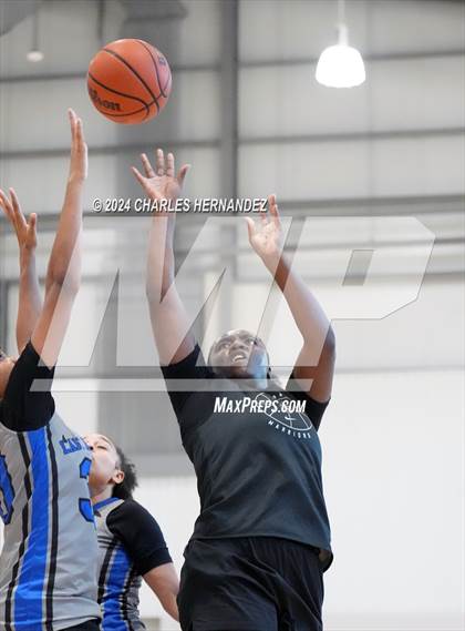 Thumbnail 2 in Jordan vs Shoemaker (Texas Association of Basketball Coaches Showcase) photogallery.