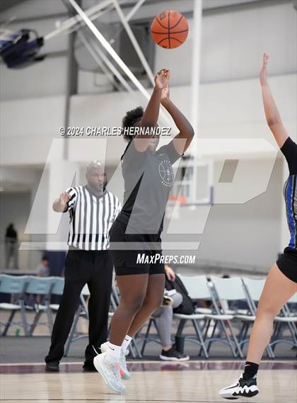 Thumbnail 3 in Jordan vs Shoemaker (Texas Association of Basketball Coaches Showcase) photogallery.