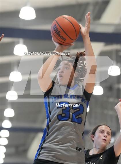 Thumbnail 2 in Jordan vs Shoemaker (Texas Association of Basketball Coaches Showcase) photogallery.