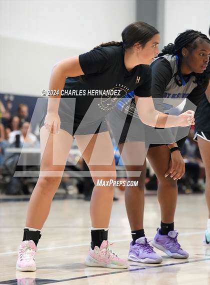 Thumbnail 3 in Jordan vs Shoemaker (Texas Association of Basketball Coaches Showcase) photogallery.