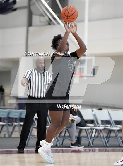 Thumbnail 2 in Jordan vs Shoemaker (Texas Association of Basketball Coaches Showcase) photogallery.
