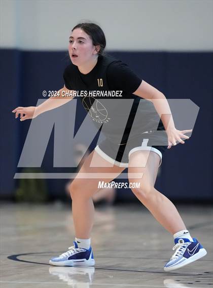 Thumbnail 2 in Jordan vs Shoemaker (Texas Association of Basketball Coaches Showcase) photogallery.