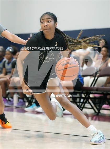 Thumbnail 1 in Jordan vs Shoemaker (Texas Association of Basketball Coaches Showcase) photogallery.
