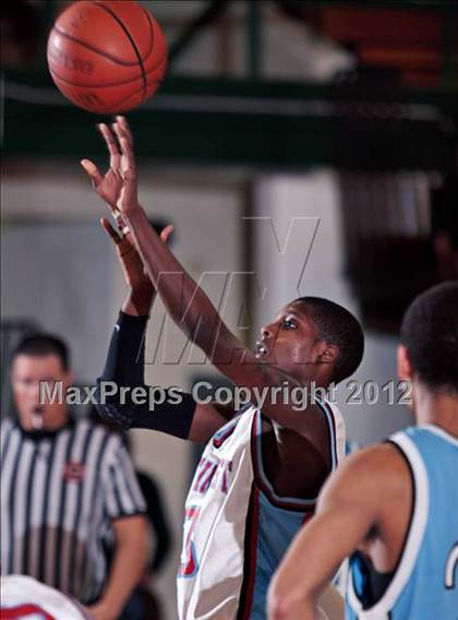 Thumbnail 1 in Gibbs vs. Austin-East (D3-AA Final) photogallery.