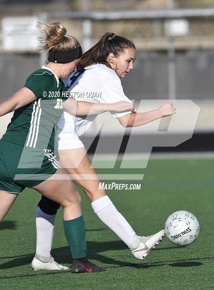 Thumbnail 1 in Edison vs. Trabuco Hills (CIF-SS D1 Playoff) photogallery.