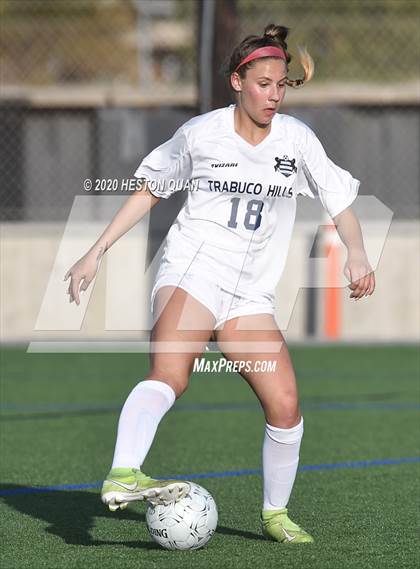 Thumbnail 2 in Edison vs. Trabuco Hills (CIF-SS D1 Playoff) photogallery.
