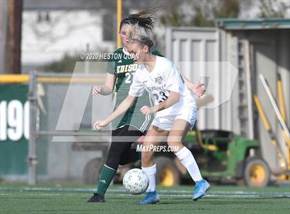 Thumbnail 3 in Edison vs. Trabuco Hills (CIF-SS D1 Playoff) photogallery.