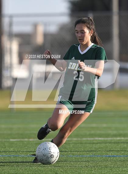 Thumbnail 3 in Edison vs. Trabuco Hills (CIF-SS D1 Playoff) photogallery.