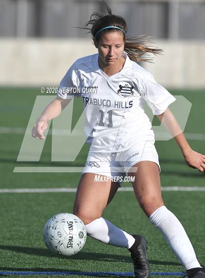 Thumbnail 2 in Edison vs. Trabuco Hills (CIF-SS D1 Playoff) photogallery.