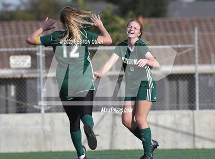 Thumbnail 3 in Edison vs. Trabuco Hills (CIF-SS D1 Playoff) photogallery.