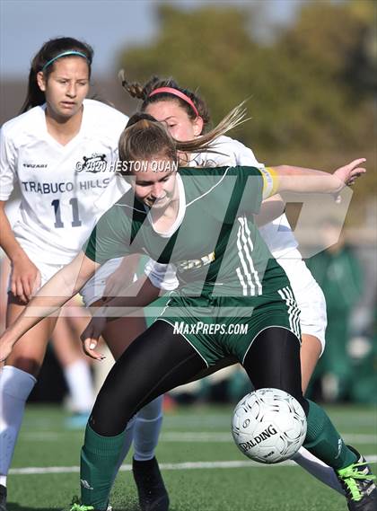 Thumbnail 3 in Edison vs. Trabuco Hills (CIF-SS D1 Playoff) photogallery.