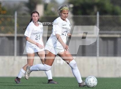 Thumbnail 2 in Edison vs. Trabuco Hills (CIF-SS D1 Playoff) photogallery.
