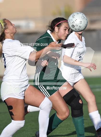 Thumbnail 1 in Edison vs. Trabuco Hills (CIF-SS D1 Playoff) photogallery.