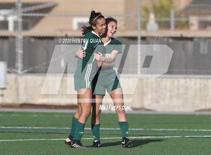 Thumbnail 2 in Edison vs. Trabuco Hills (CIF-SS D1 Playoff) photogallery.
