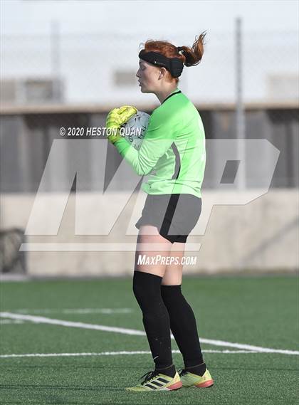 Thumbnail 2 in Edison vs. Trabuco Hills (CIF-SS D1 Playoff) photogallery.