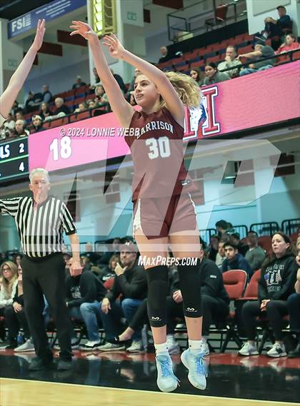 Thumbnail 2 in Ursuline vs. Harrison (NYSPHSAA Section 1 Class AA Semifinal) photogallery.