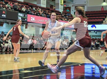 Thumbnail 3 in Ursuline vs. Harrison (NYSPHSAA Section 1 Class AA Semifinal) photogallery.
