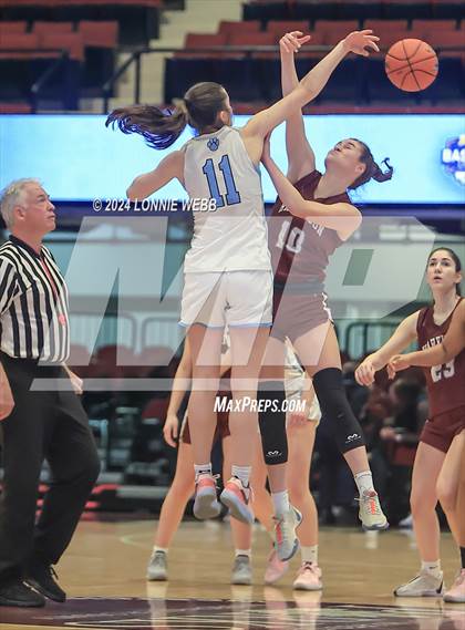 Thumbnail 3 in Ursuline vs. Harrison (NYSPHSAA Section 1 Class AA Semifinal) photogallery.
